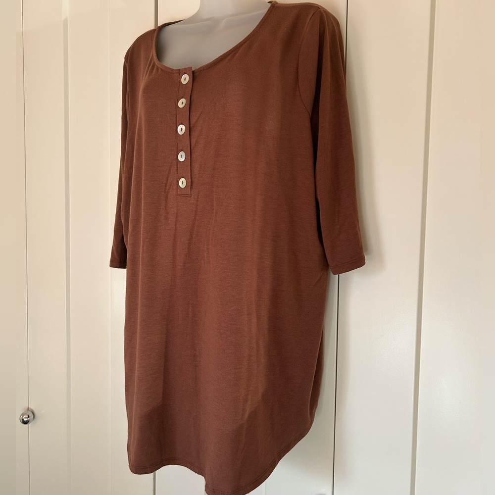 Zenana Premium loose fitting 3/4 sleeve top with button front 1x